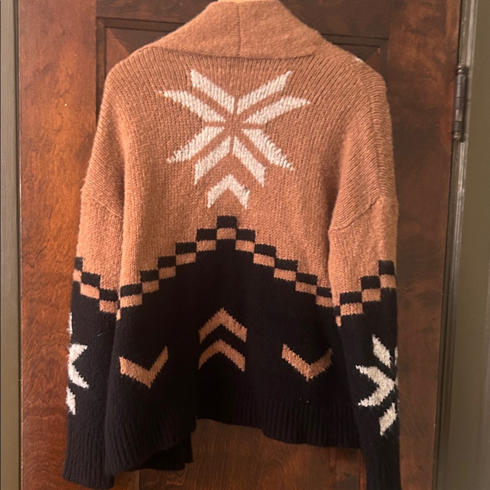 360 Cashmere Tan, Black & White Patterned Open-Front Cardigan - Picture 5 of 9